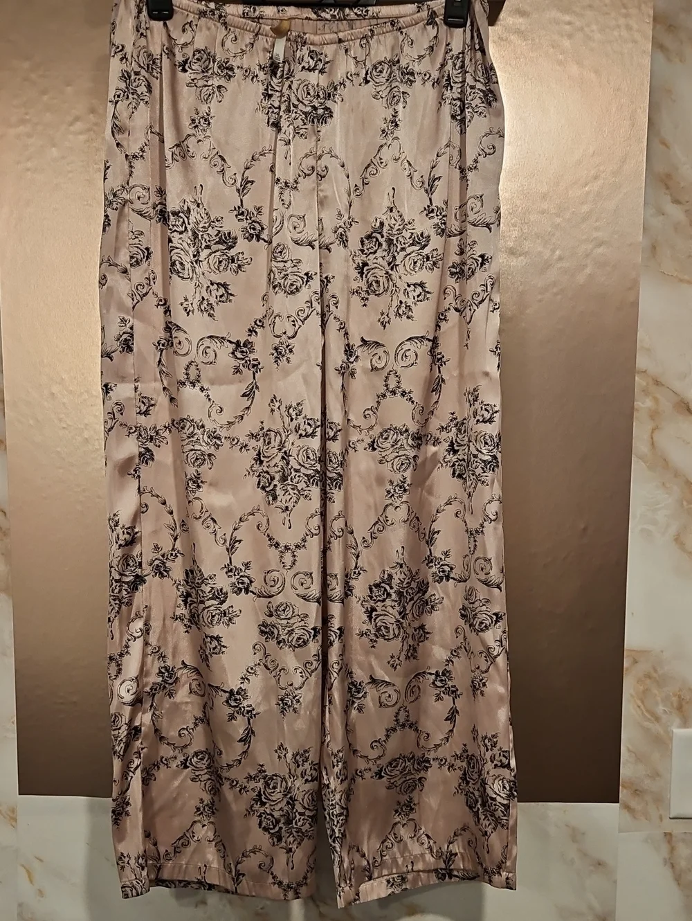 Gilligan & O'Malley Pink Pajama Pants with Black Floral Print